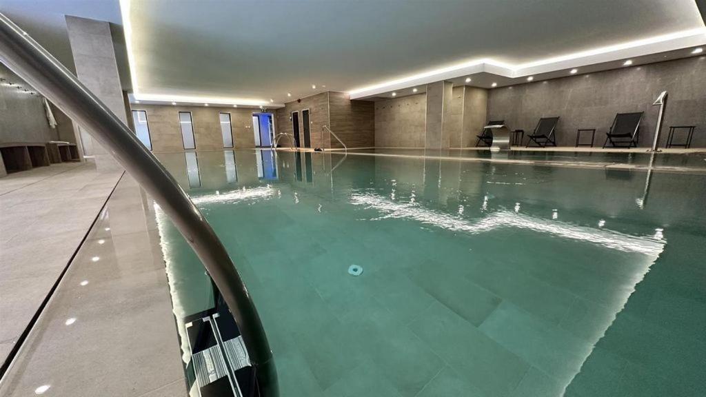 Cp Top Floor Luxury Studio With Spa And Pool Gibraltar Ngoại thất bức ảnh